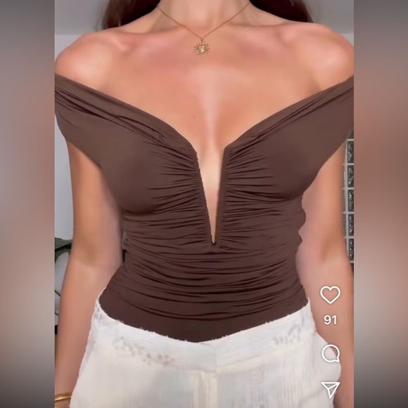 Zara Tops - NWT ZARA OFF-THE-SHOULDER POLYAMIDE BODYSUIT SIZE S 
🚨FIRM PRICE
